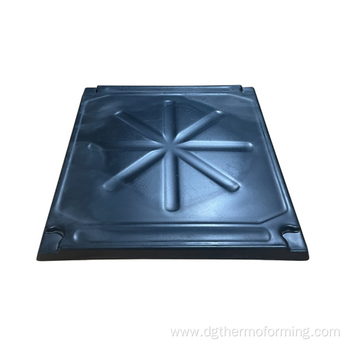 Large thermoforming plastic tray